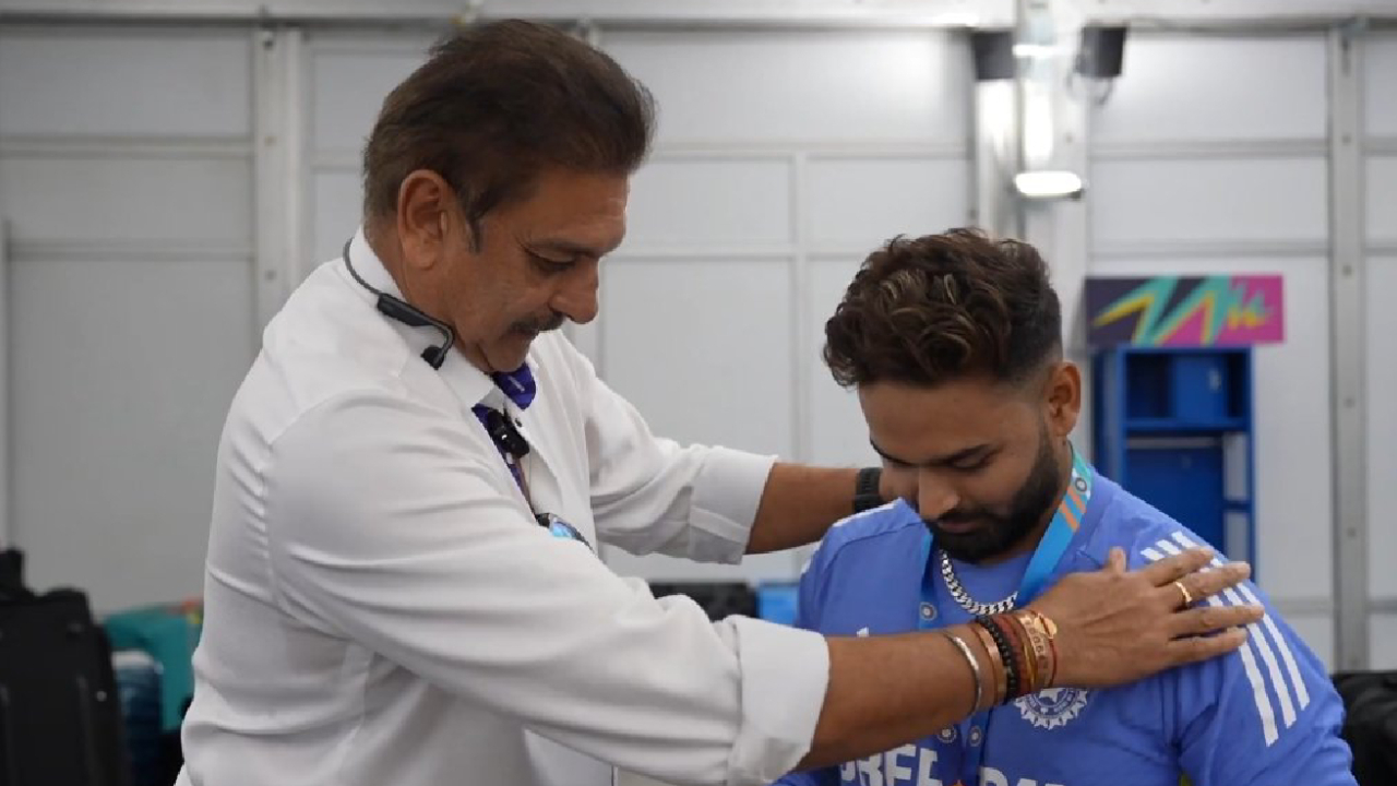 Ravi Shastri and Rishabh Pant