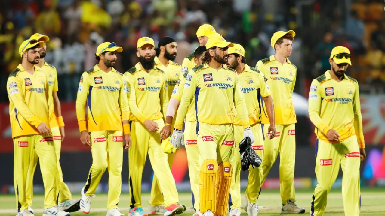 Simarjeet Singh MS Dhoni CSK