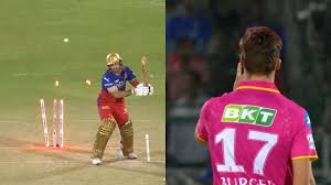 Glenn Maxwell, Nandre Burger
