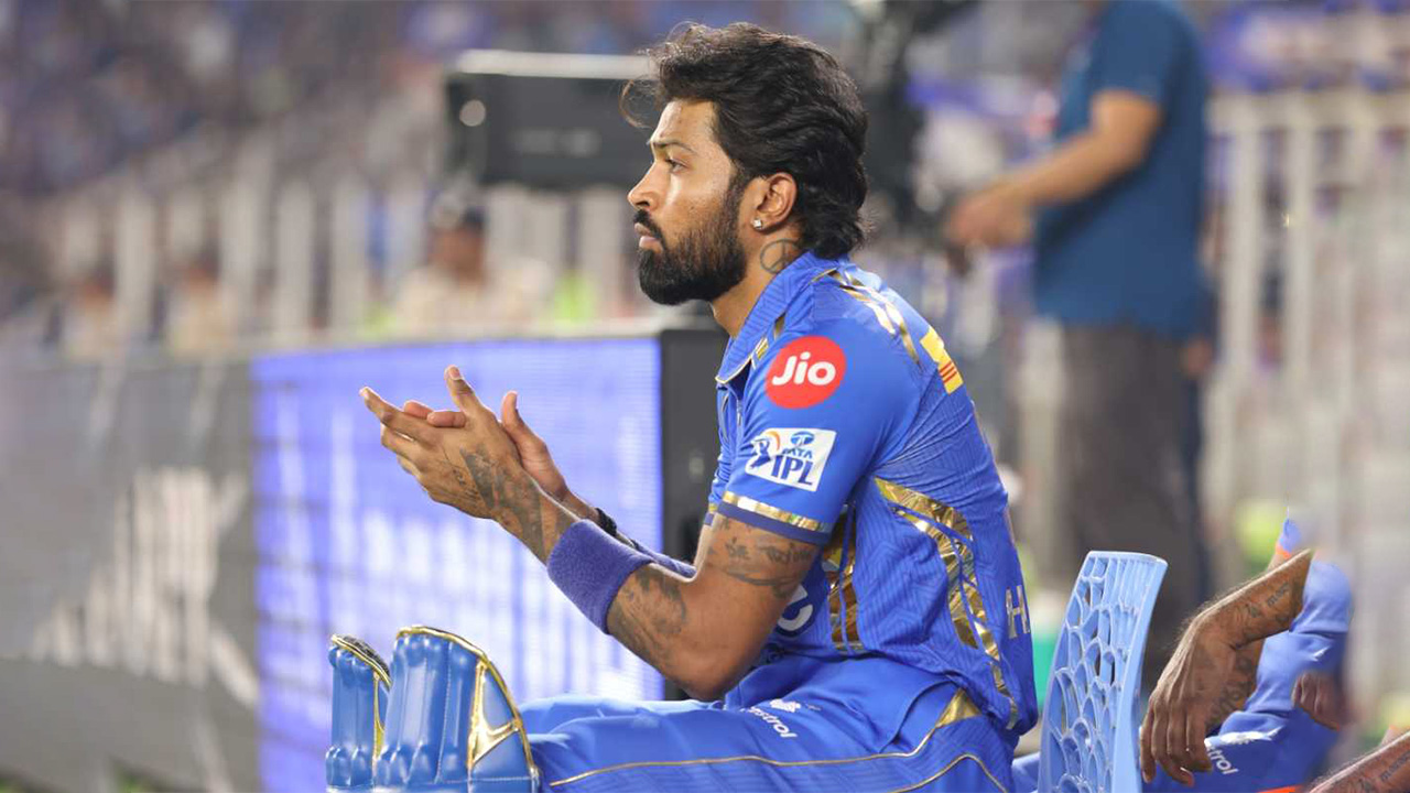 The 88,000 Fans Packed Into Motera Showed Hardik Pandya What They Felt About His Move Away From The Titans