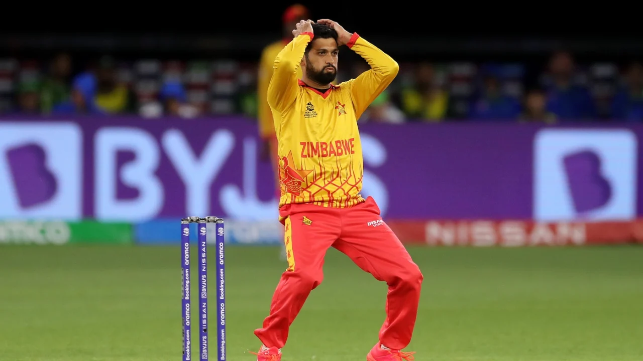 Sikandar Raza Reacts On The Field