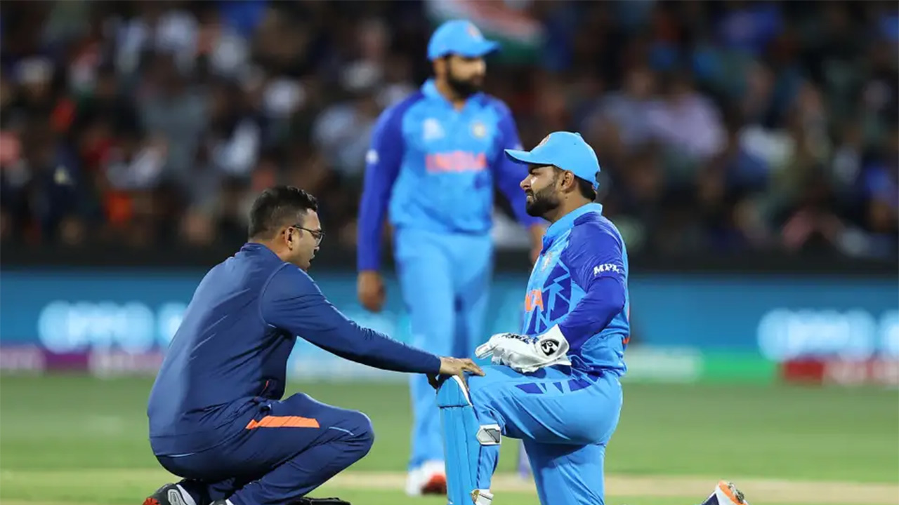 Rishabh Pant Receives Some Treatment