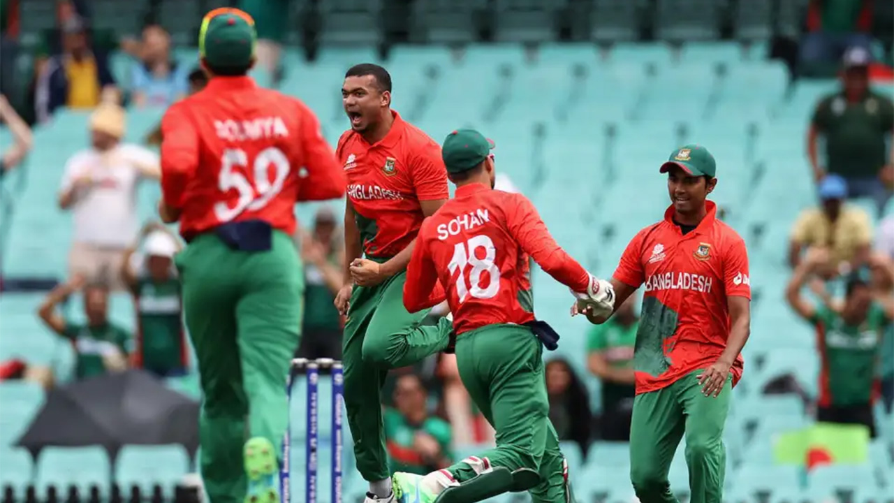 Taskin Ahmed Struck In The First Over Again Sending Back Temba Bavuma This Time