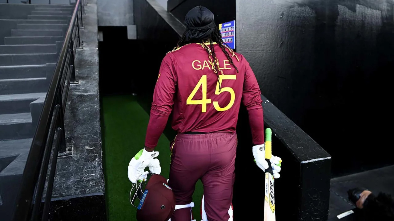 Chris Gayle Returns To The Pavilion