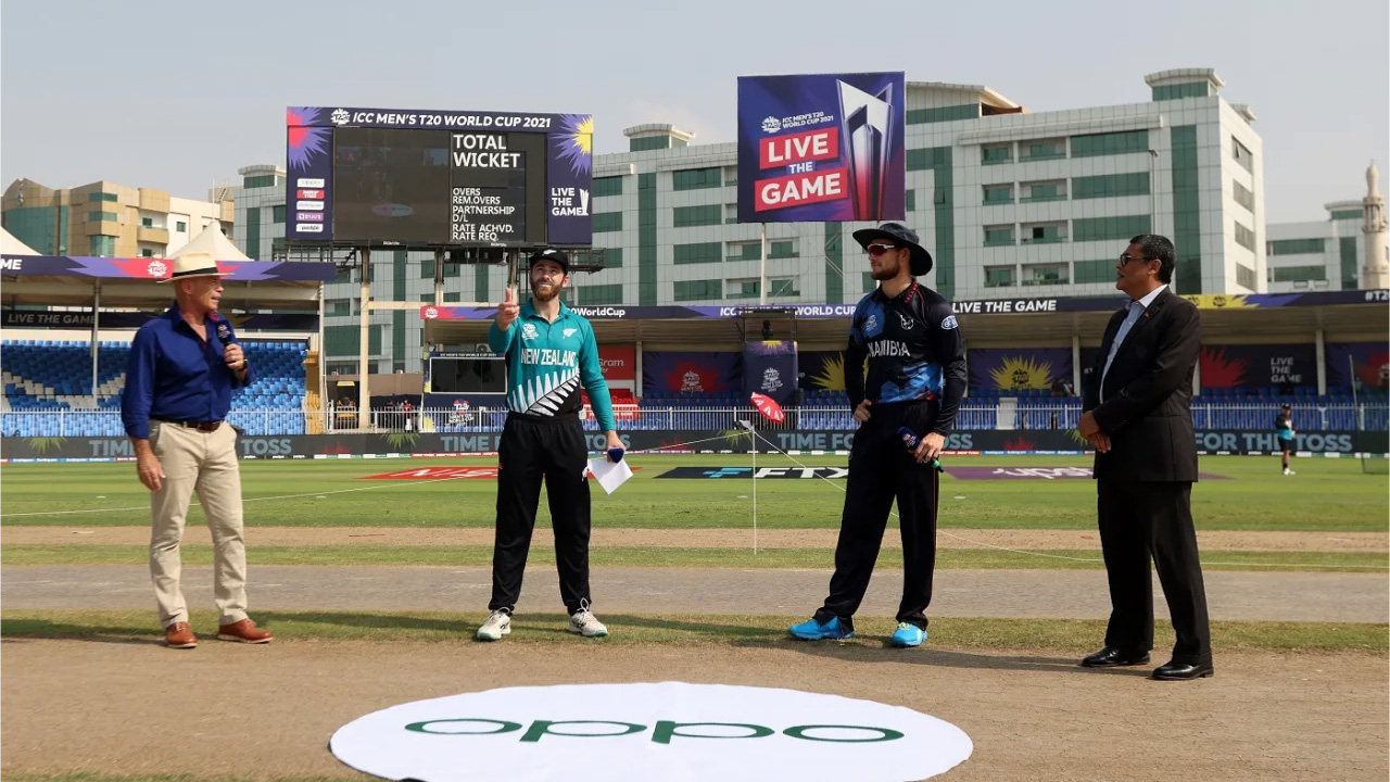 Kane Williamson And Gerhard Erasmus During Toss