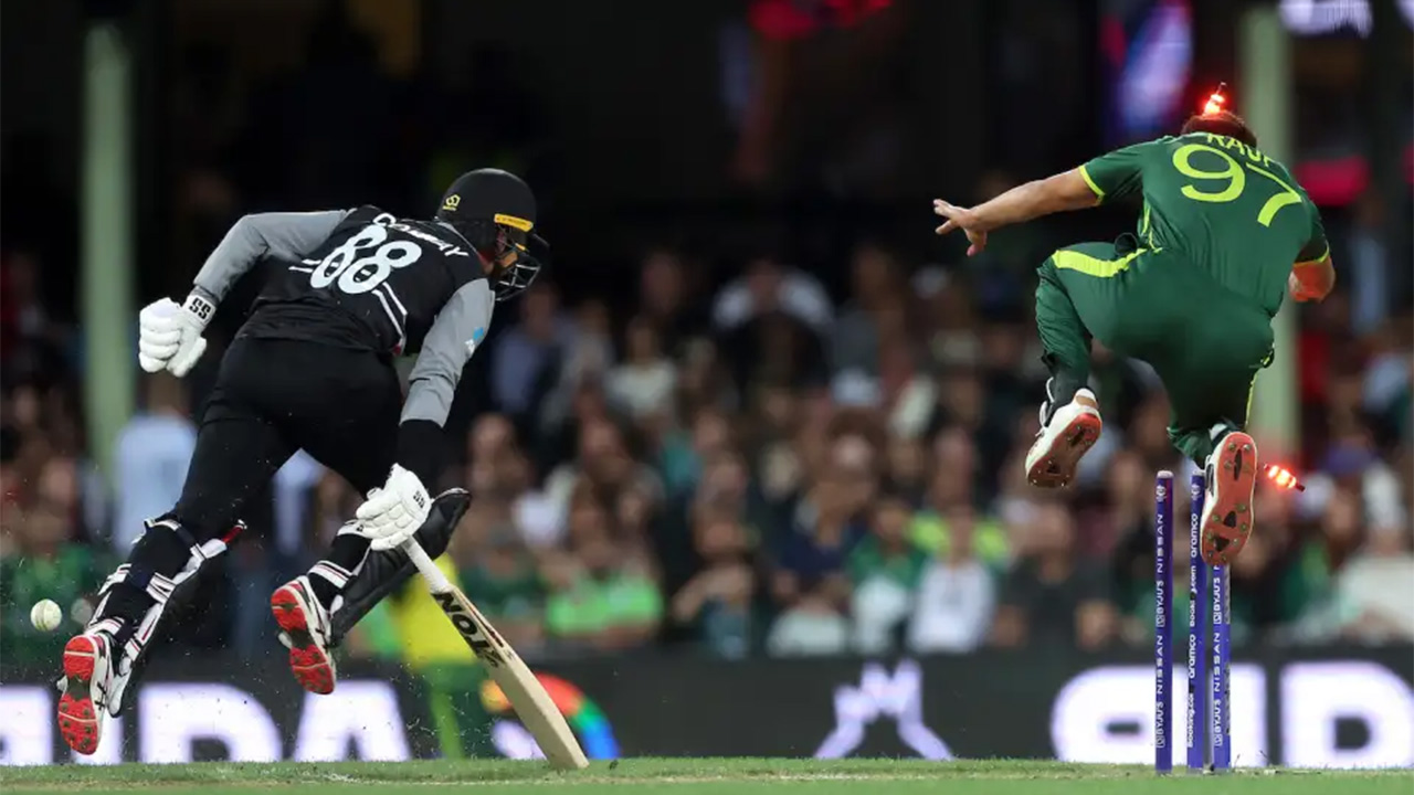 A direct hit from Shadab Khan caught Devon Conway short