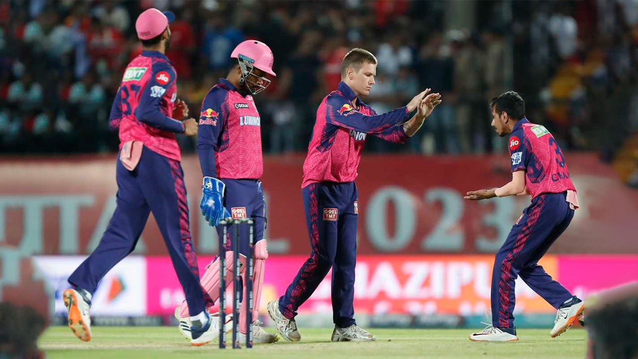 Adam Zampa struck in his first over to dismiss Shikhar Dhawan