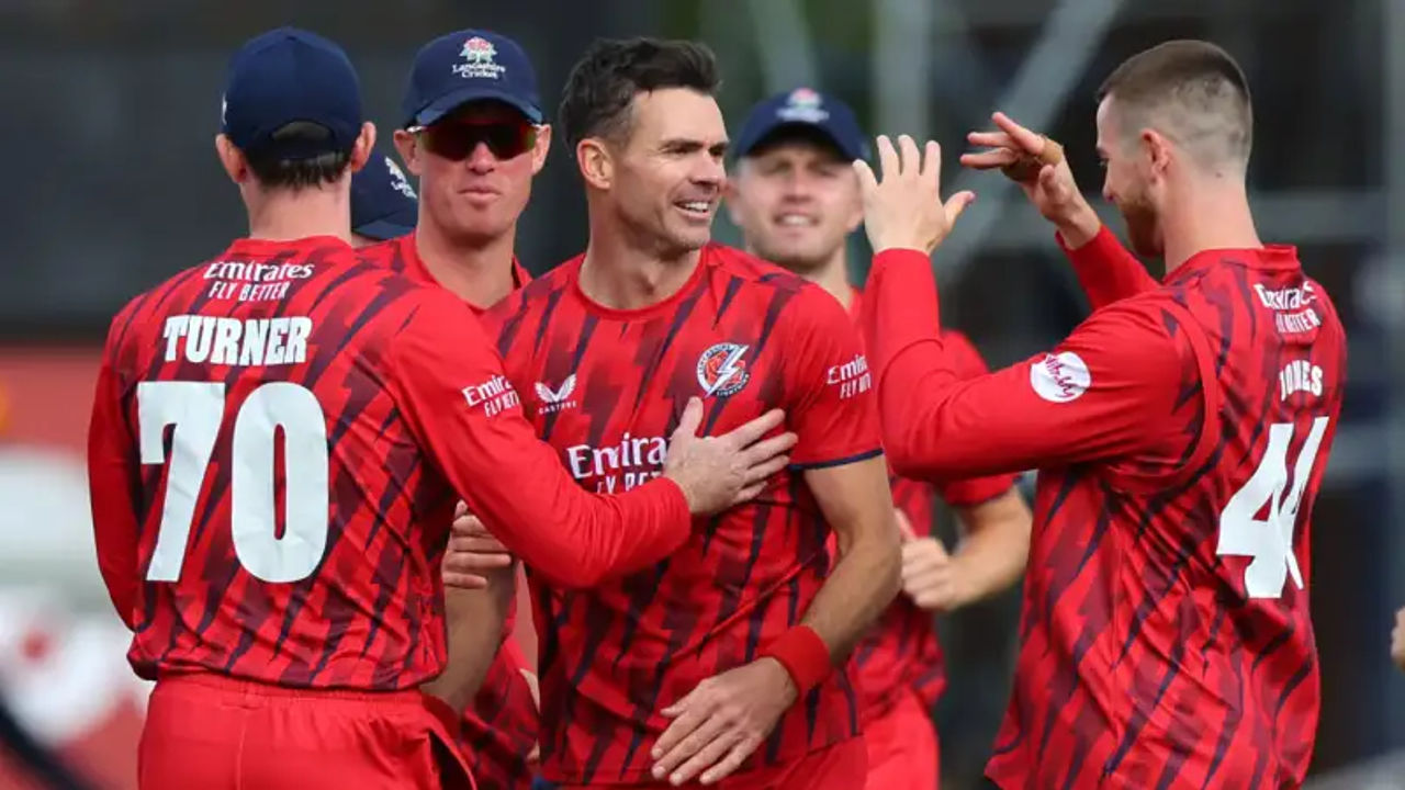 James Anderson In The Hund Imresizer