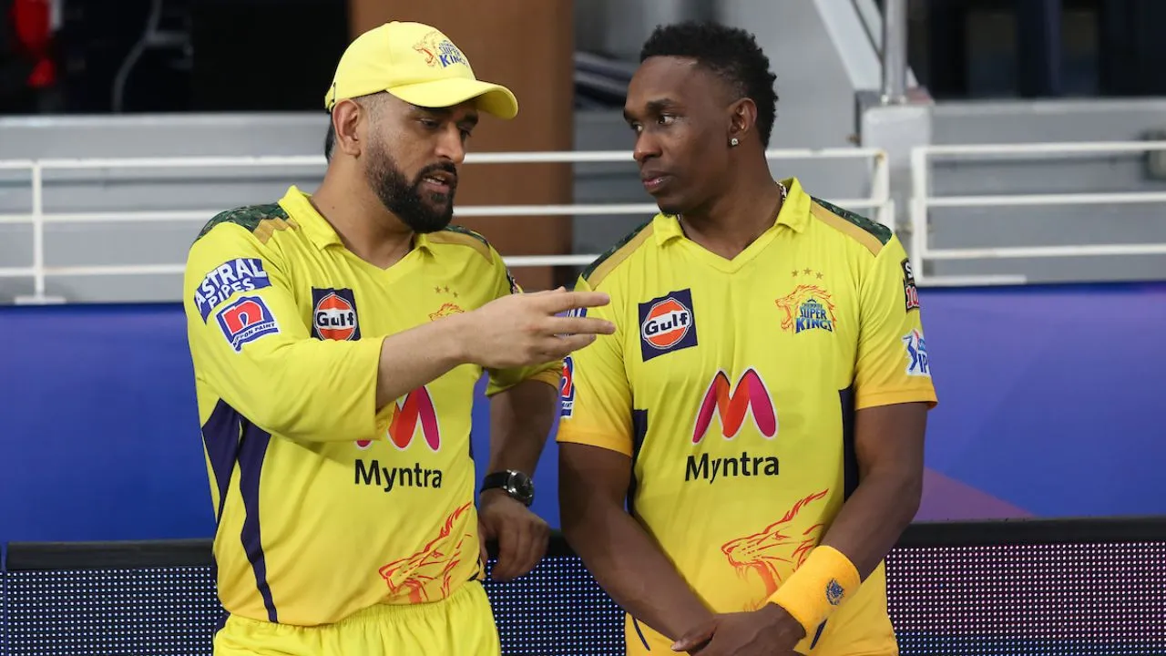 Dwayne Bravo And MS Dhoni