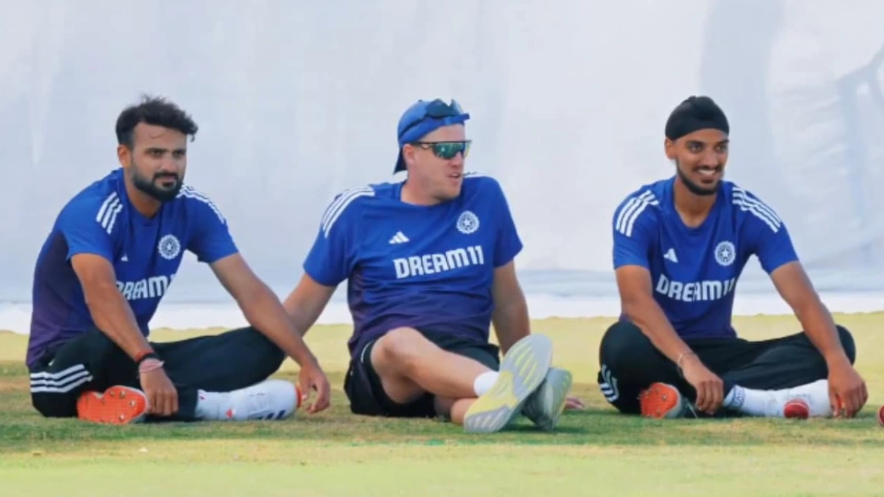 Akash Deep, Morne Morkel and Arshdeep Singh