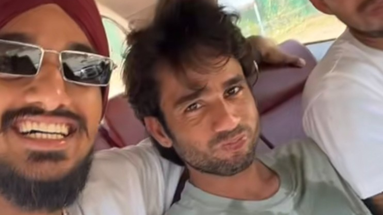 Arshdeep Singh crossed line? Pacer’s Paani waste mat karna jibe at Ravi Bishnoi after Rajasthan Royals deal goes viral Arshdeep Singh crossed line? Pacer’s Paani waste mat karna jibe at Ravi Bishnoi after Rajasthan Royals deal goes viral