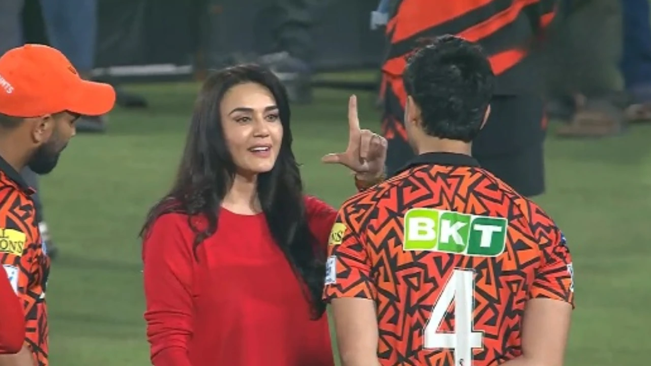 Preity Zinta, Abhishek Sharma