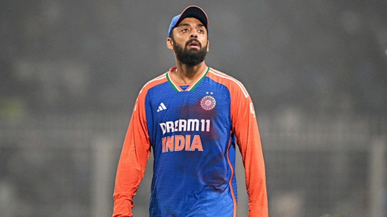 Varun Chakravarthy of India
