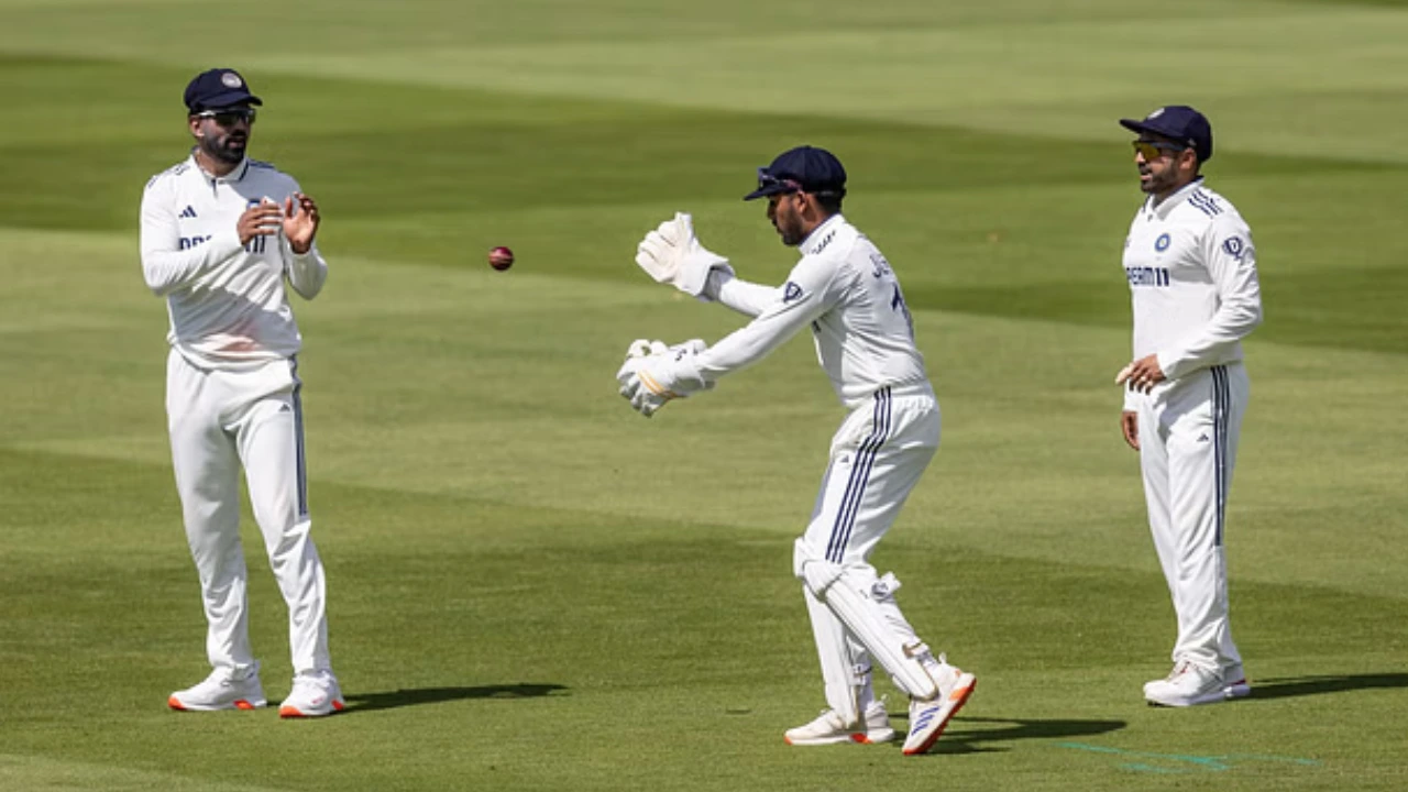 Dhruv Jurel ignored by Indian teammates
