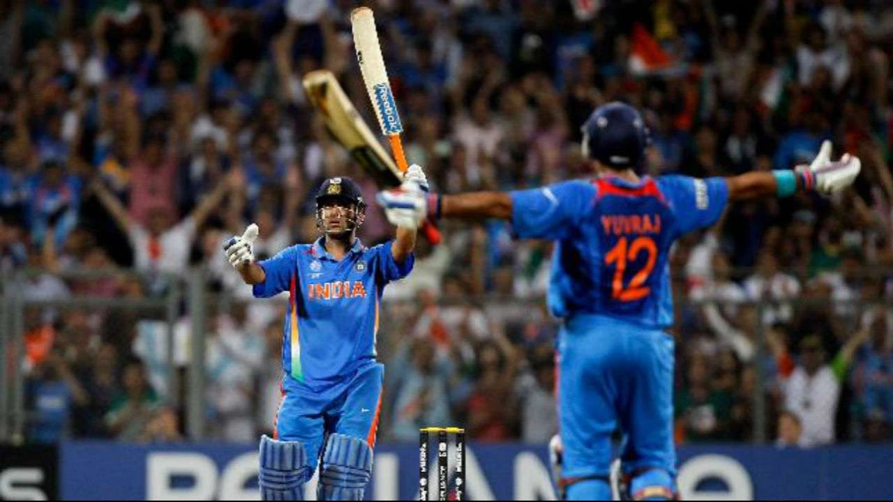 MS Dhoni and Yuvraj Singh