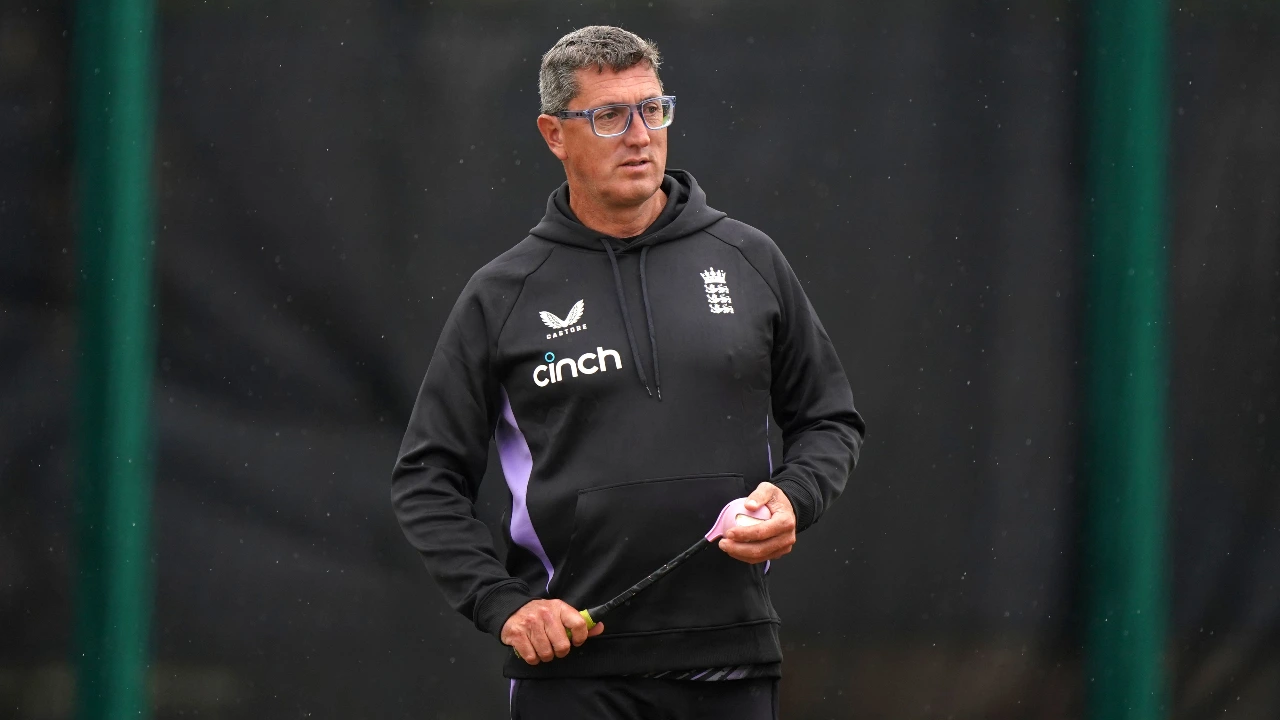 Jon Lewis resigns as England Women head coach