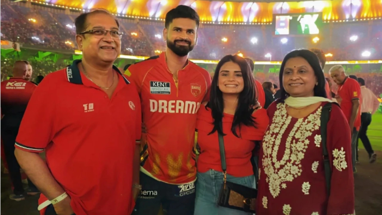 Shreyas Iyer with family