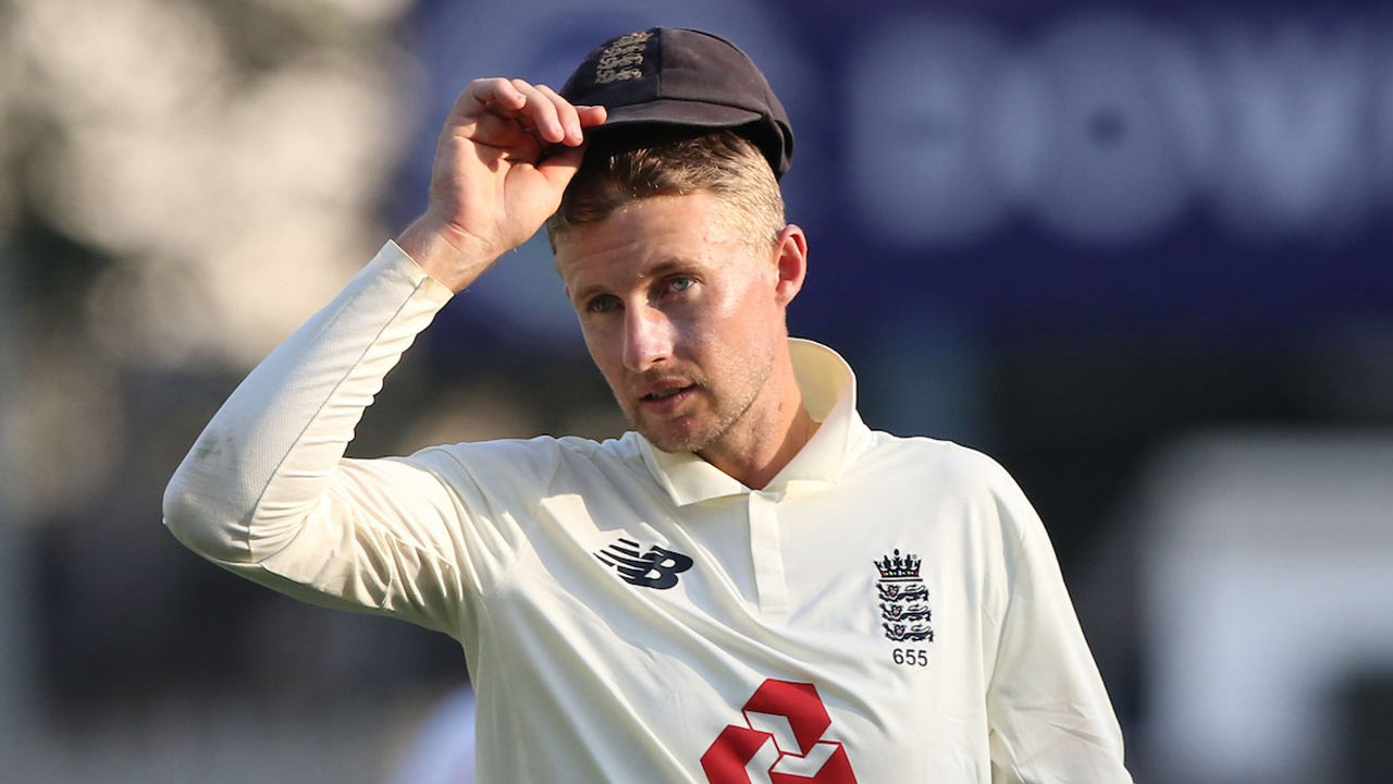 Joe Root suffers back injury during Sydney Test vs Australia, England rocked by fresh blow