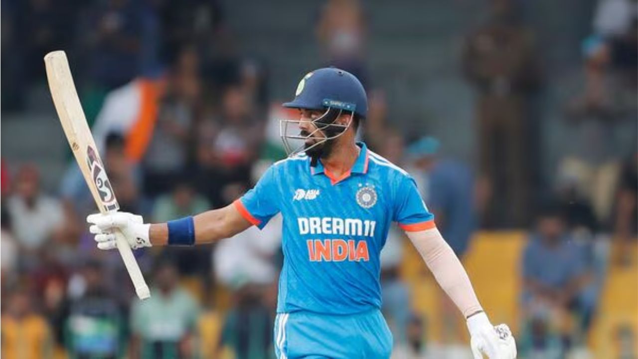KL Rahul 11