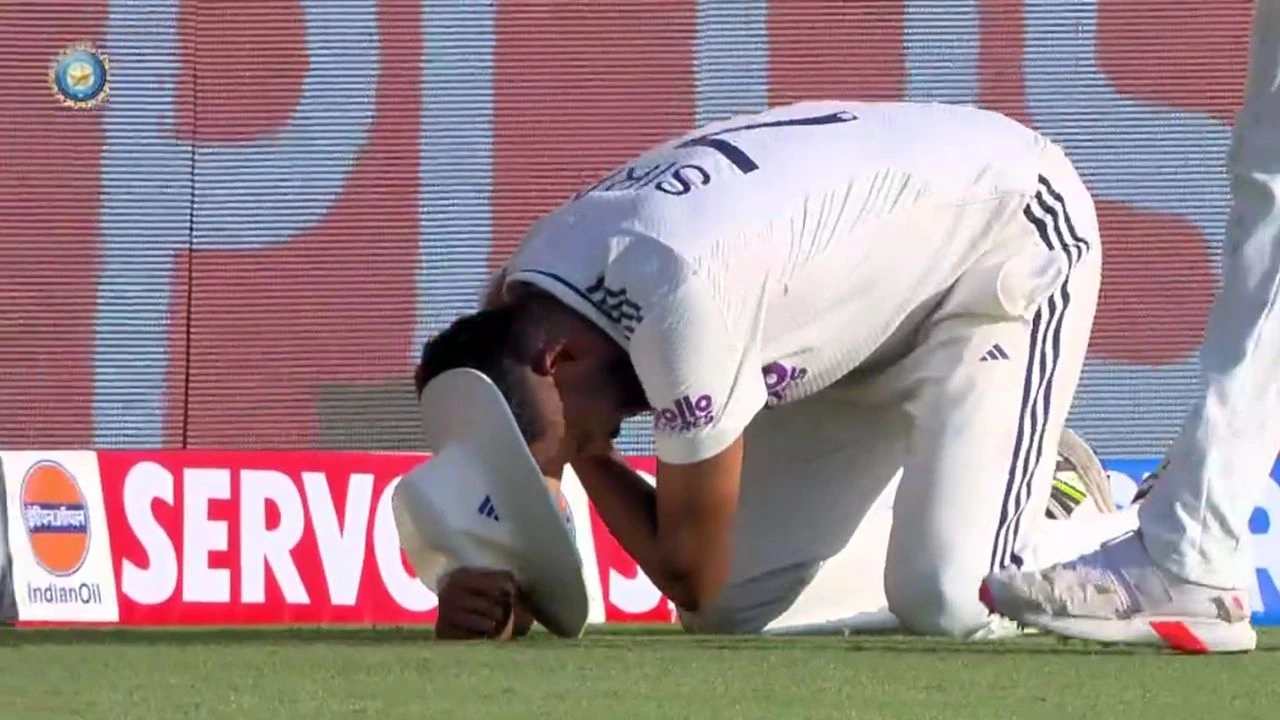 Mohammed Siraj Suffers Shoulder Injury In Guwahati Test