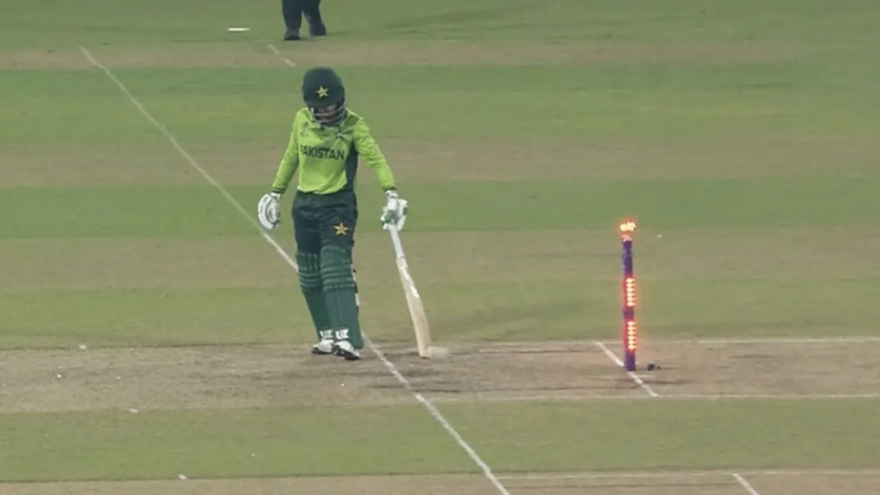 Muneeba Ali Got Run Out