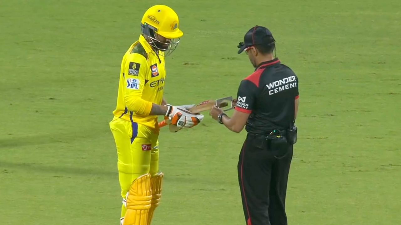 Ravindra Jadeja S Bat Changed