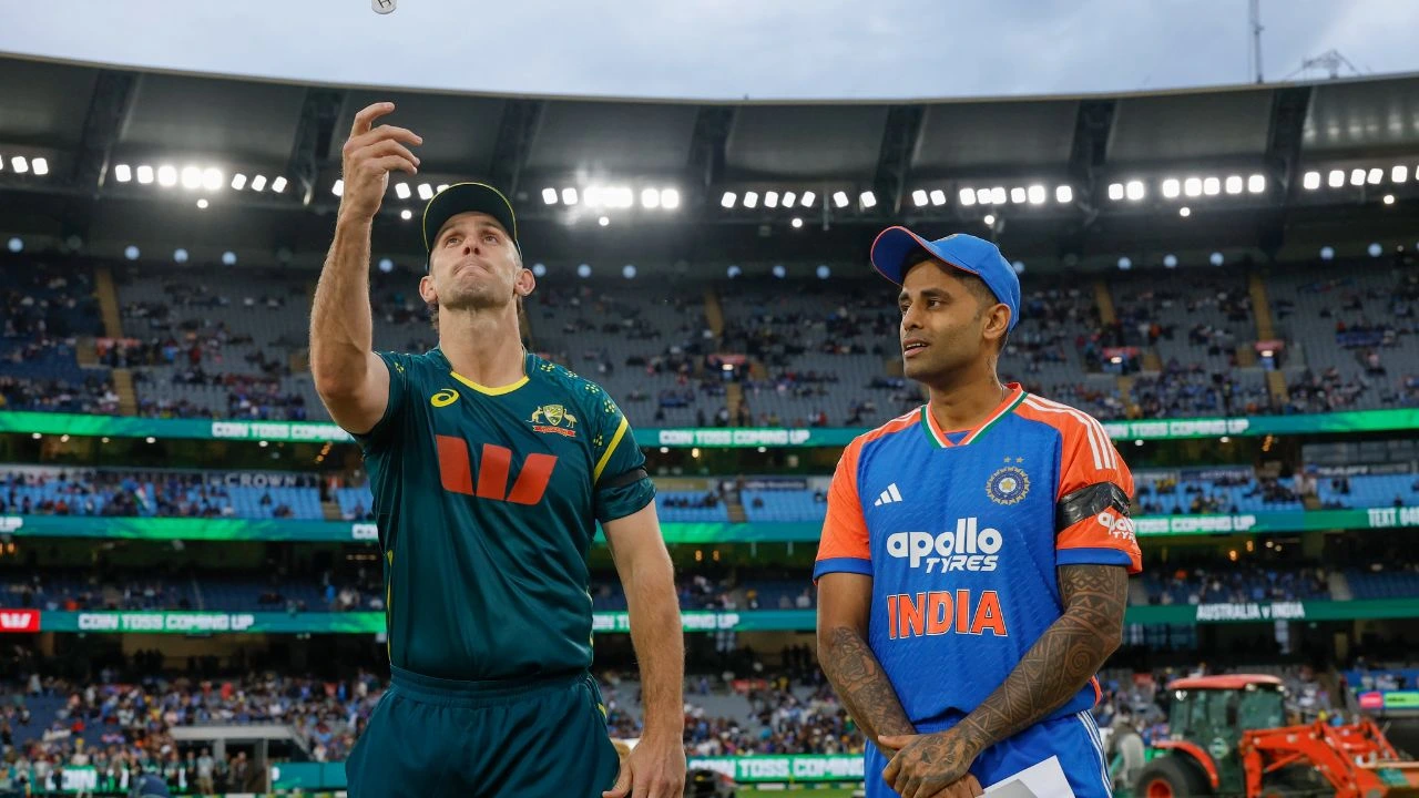 Revealed Why India And Australia Players Are Wearing Black Armbands In MCG T20I Suryakumar Uadav Mitchell Marsh