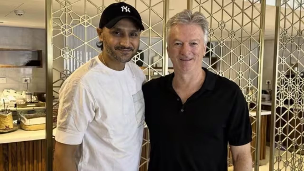 Steve Waugh And Harbhajan Singh