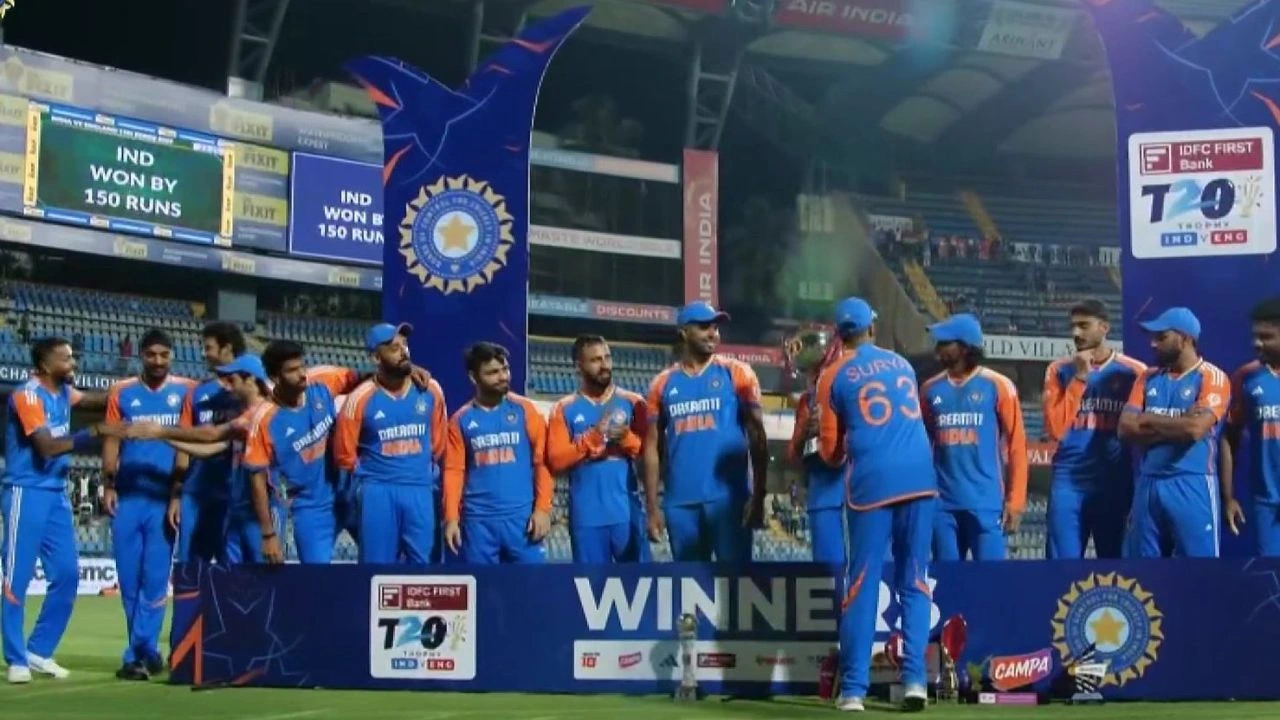 Suryakumar Yadav Hands Trophy To Youngsters