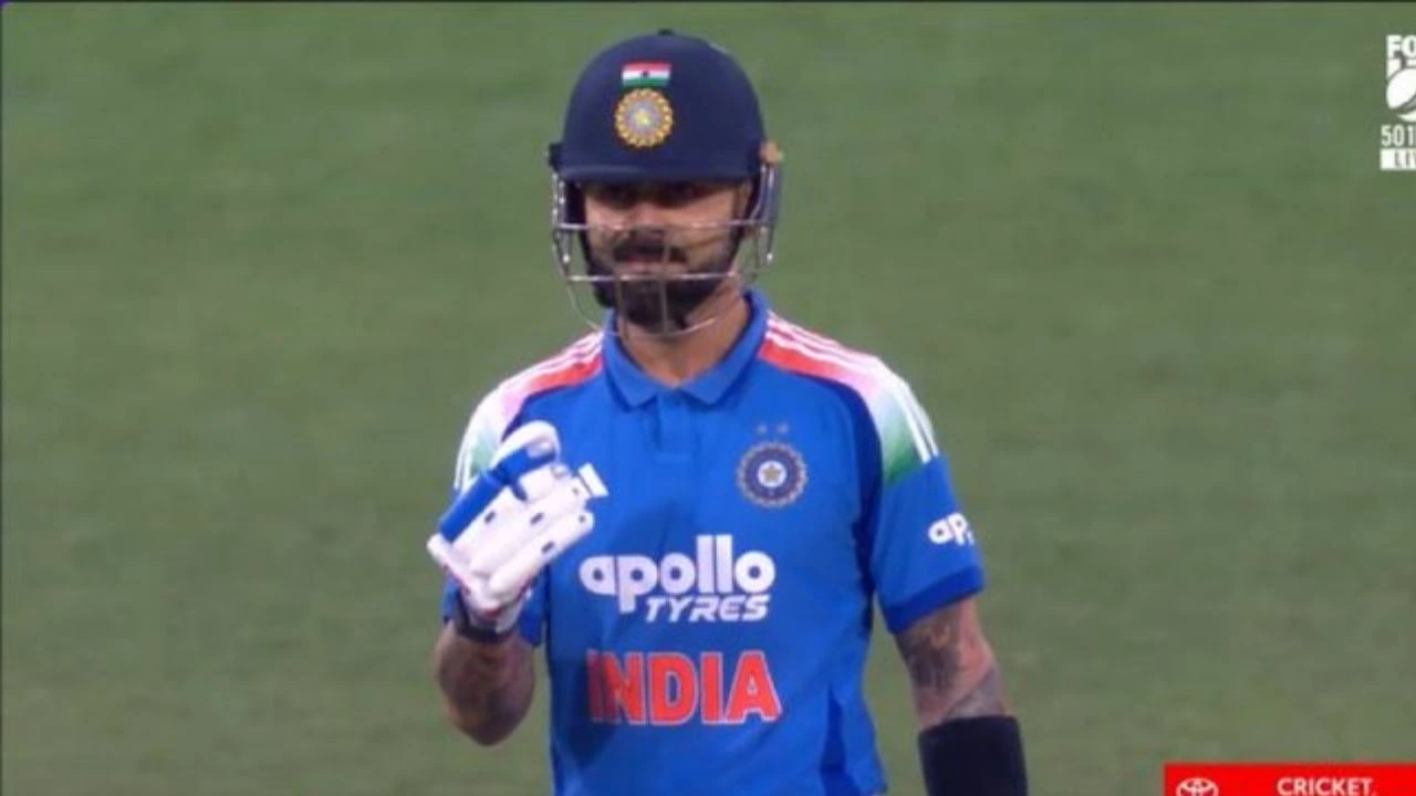 Virat Kohli Celebrates After Scoring First Run