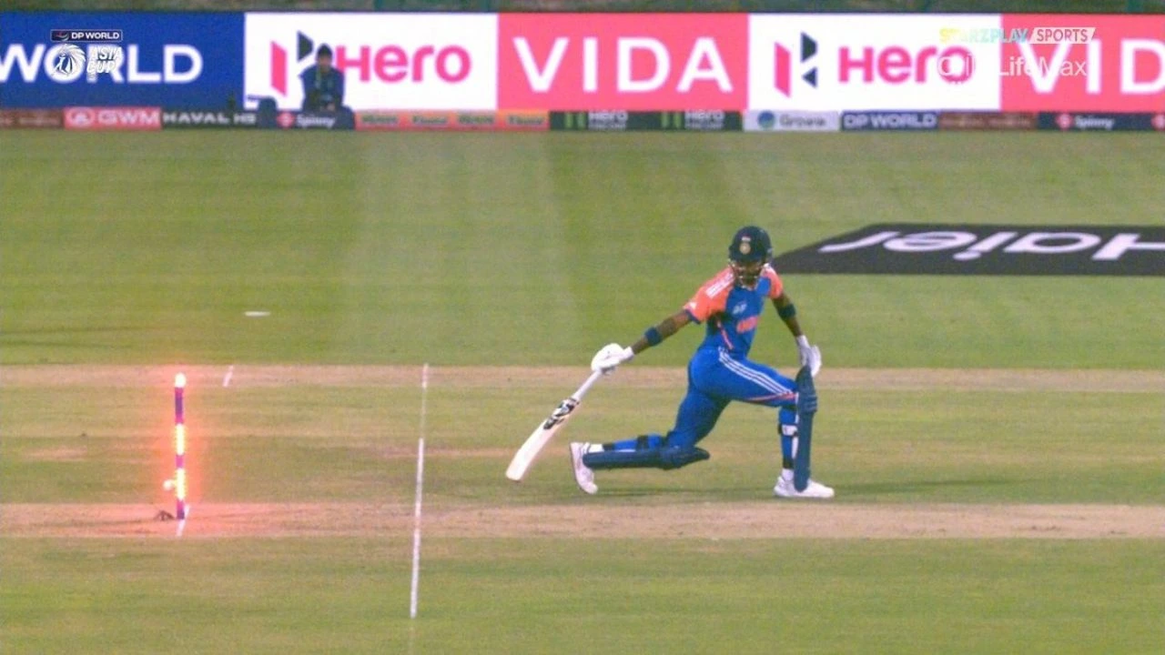Watch Hardik Pandya Left Raging After Sanju Samson S Shot Causes His Bizarre Dismissal Vs Oman