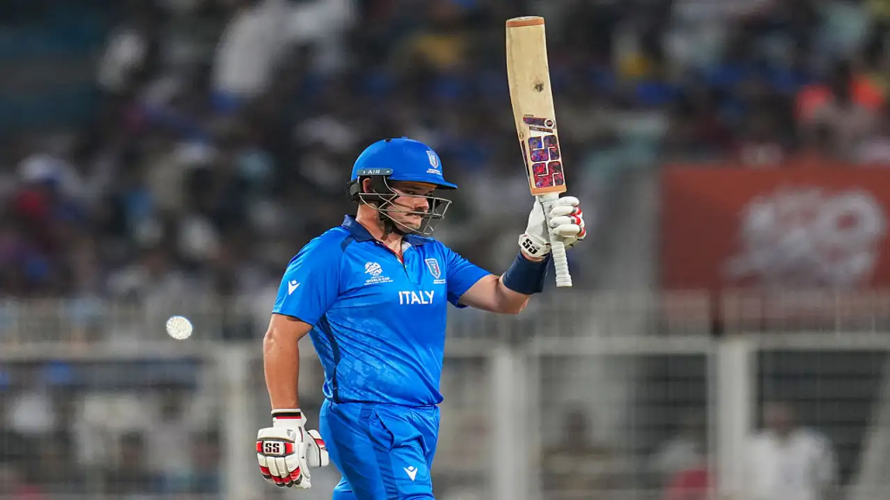 'Benjamin Manenti take a bow', social media flooded as Italy put on great fight against England