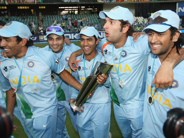 Dinesh Karthik with the 2007 World T20 winning Indian team. Credits: Getty Images