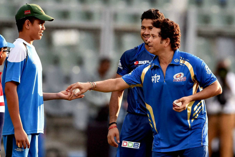 IPL 2022: “Path Is Going To Be Challenging”- Sachin Tendulkar Gives Advice To Son Arjun Tendulkar