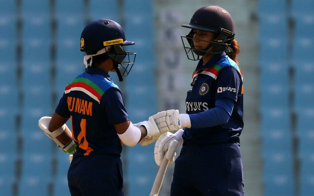 Smriti Mandhana, Punam Raut, India Women, South Africa Women
