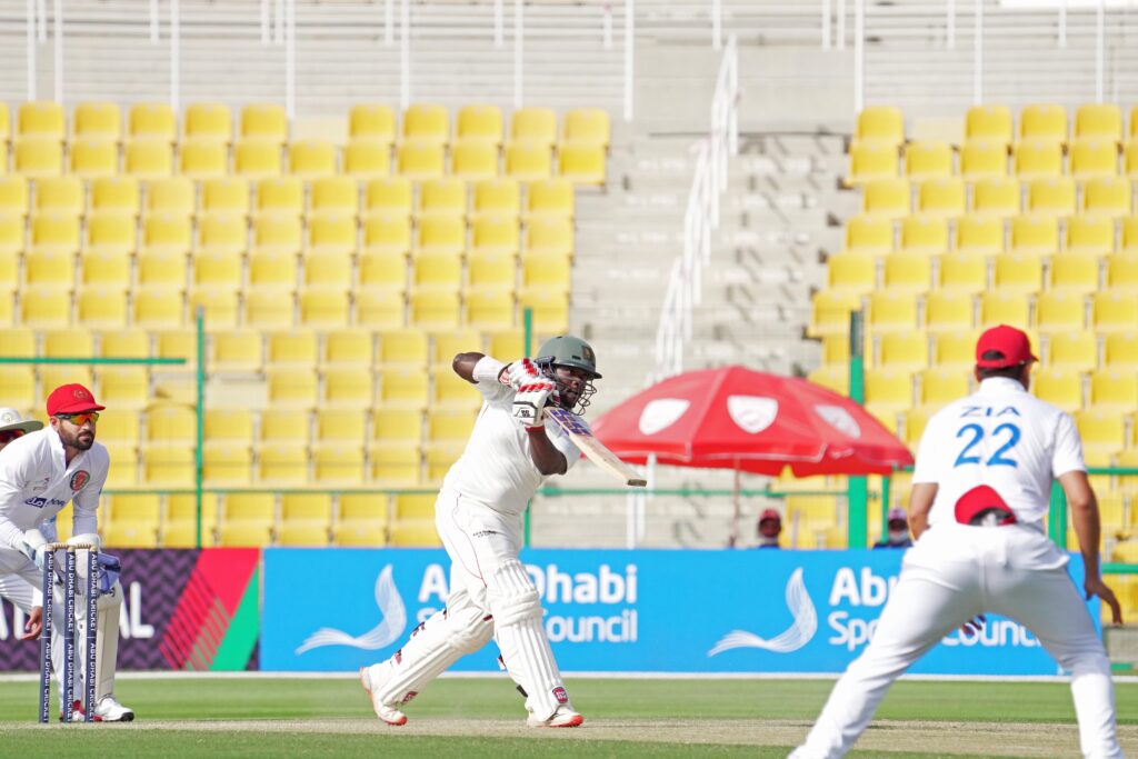 Afghanistan, Zimbabwe