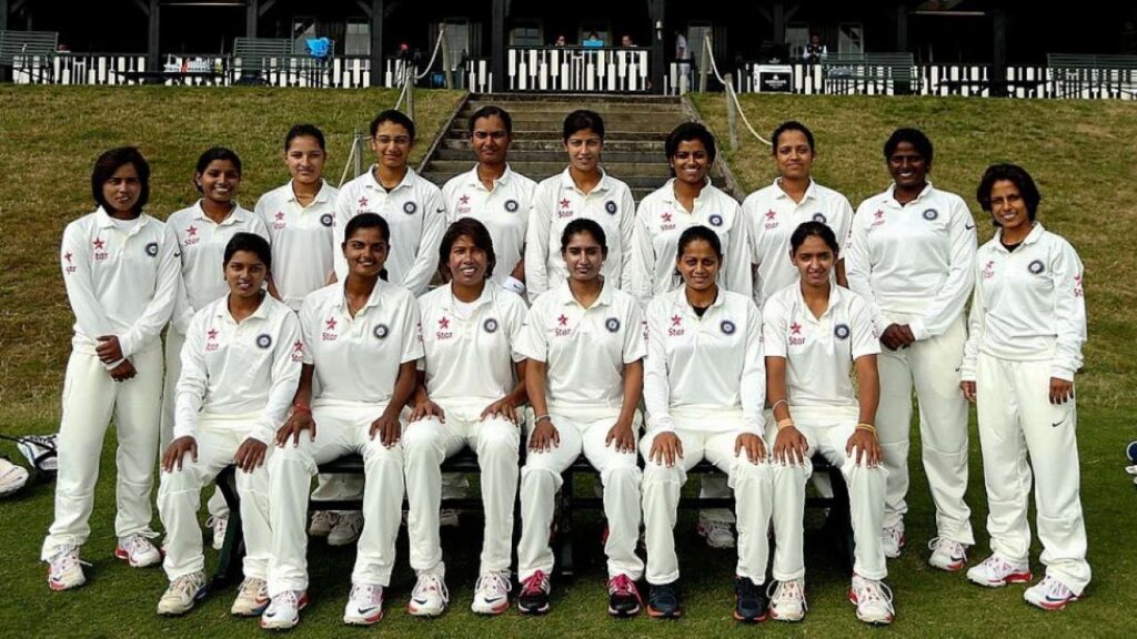 India Women's Squad For England Tour Announced; Mithali Raj And Harmanpreet  Kaur Named Captains