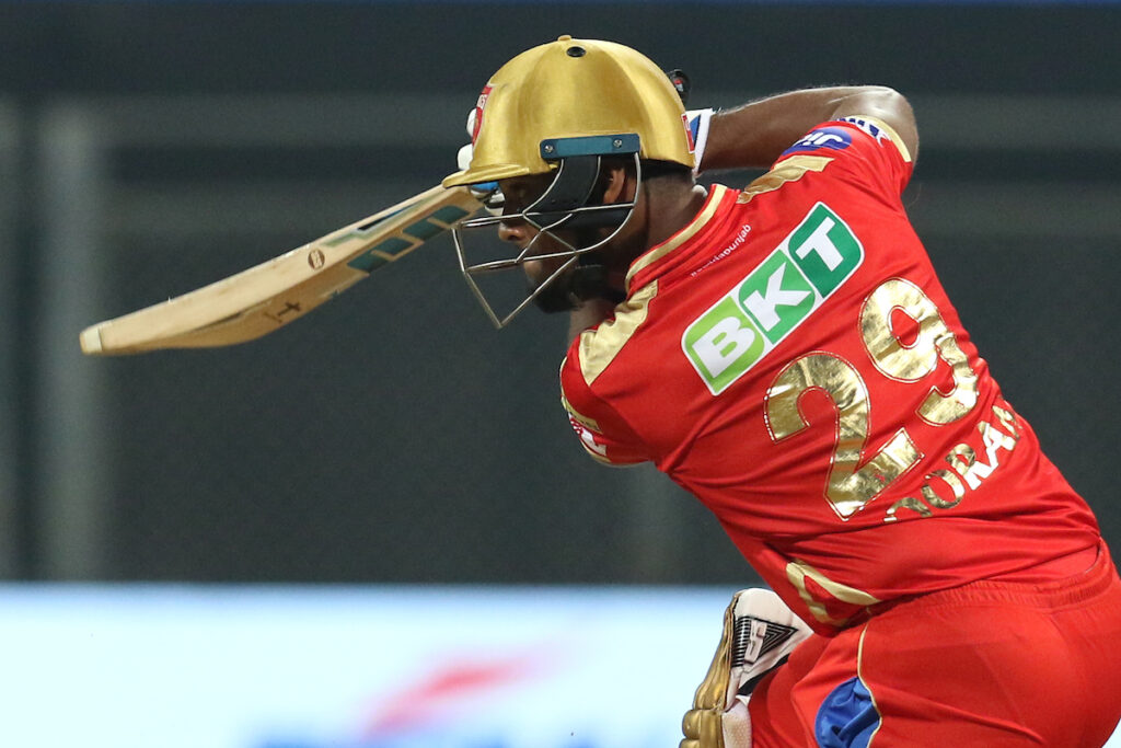 Watch: Nicholas Pooran Goes For A Diamond Duck, Thanks To David Warner's Direct Hit 1 Watch: Nicholas Pooran Goes For A Diamond Duck, Thanks To David Warner's Direct Hit