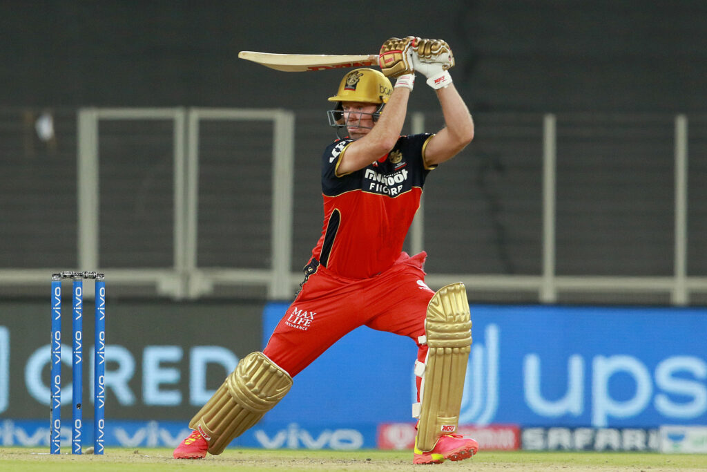 AB de Villiers Becomes 2nd Overseas Batsman And Overall 6th Batsman To Score 5000 Runs In IPL