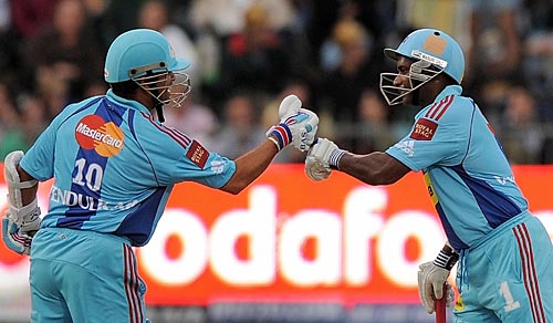 Sachin Tendulkar and Sanath Jayasuriya