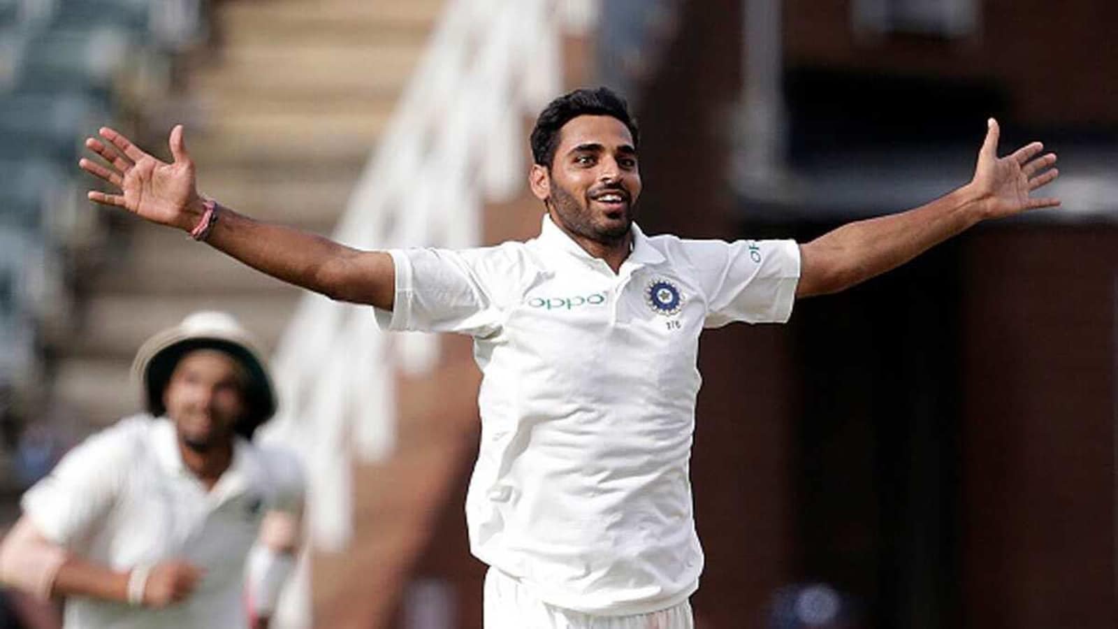 Bhuvneshwar Kumar, Aakash Chopra