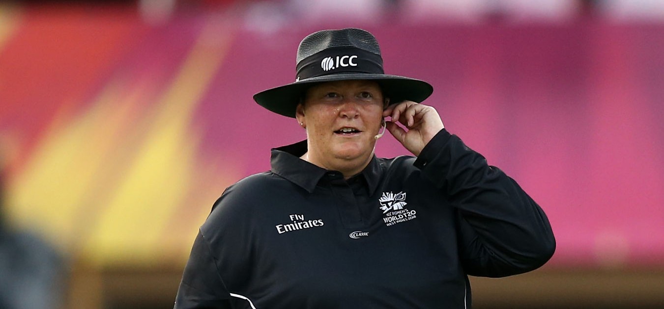 Female umpires Sue Redfern and Jacqueline Williams make history at