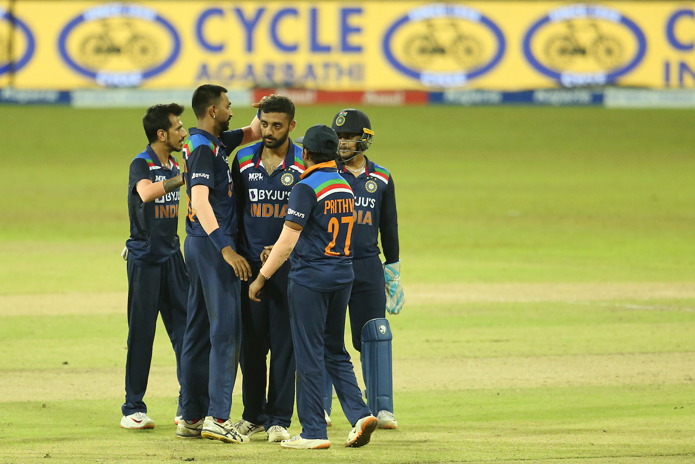 Twitter Reacts As Sri Lanka Chase Down 132 Against India To Enforce A Decider