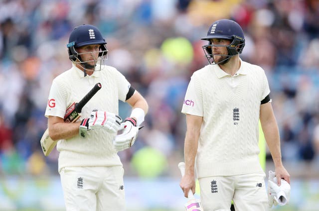 Joe Root and Dawid Malan