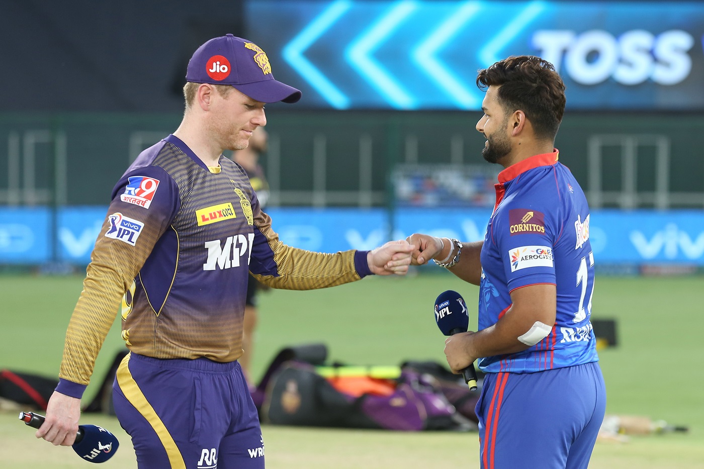 Eoin Morgan and Rishabh Pant