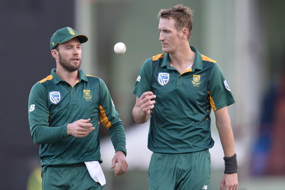 Chris Morris and AB de Villiers
