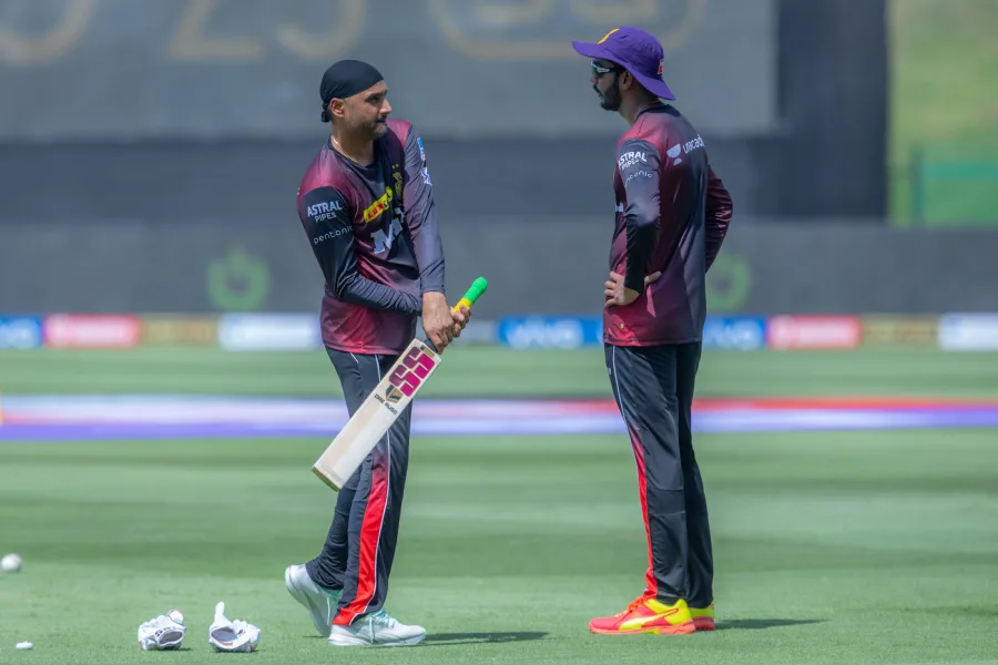 Harbhajan Singh, Venkatesh Iyer