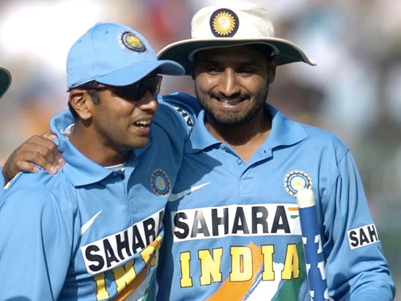 Watch: Rahul Dravid And Virat Kohli Wish Harbhajan Singh On A ...