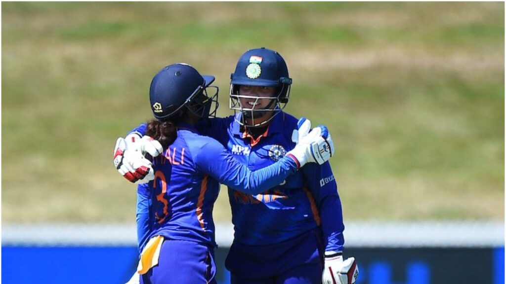 Richa Ghosh-Mithali Raj