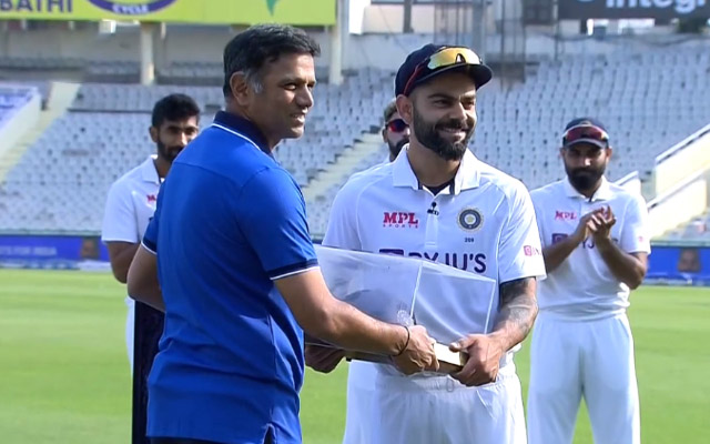 Rahul Dravid Presents 100th Test cap to Virat Kohli